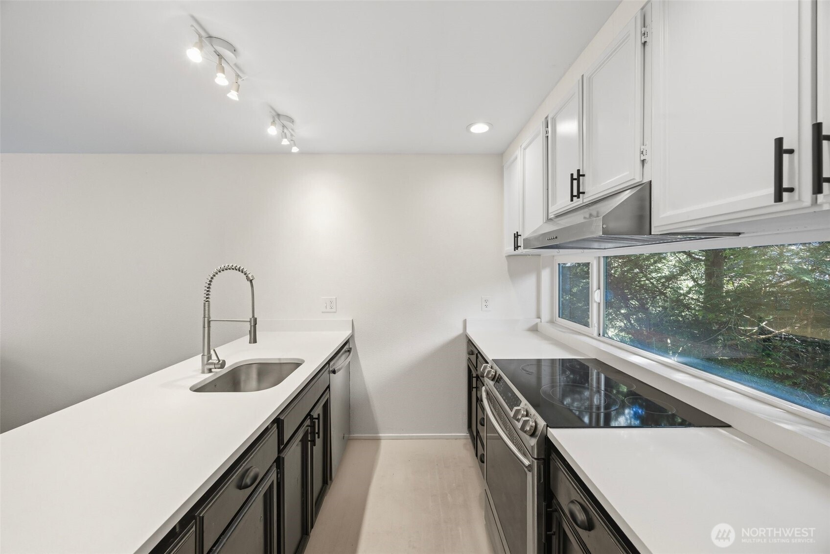 1417 N 200th Street #A6, Shoreline, WA 98133