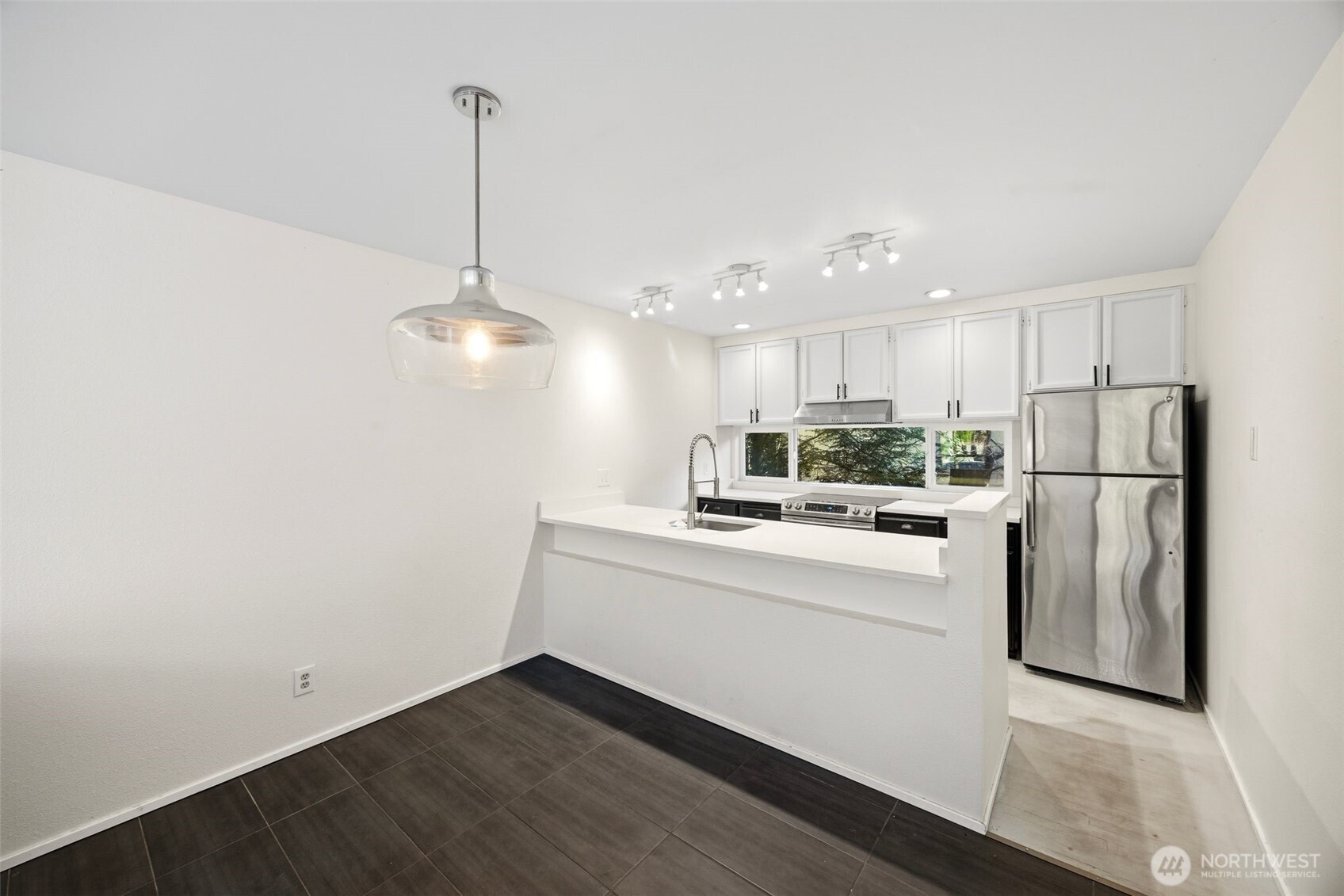1417 N 200th Street #A6, Shoreline, WA 98133