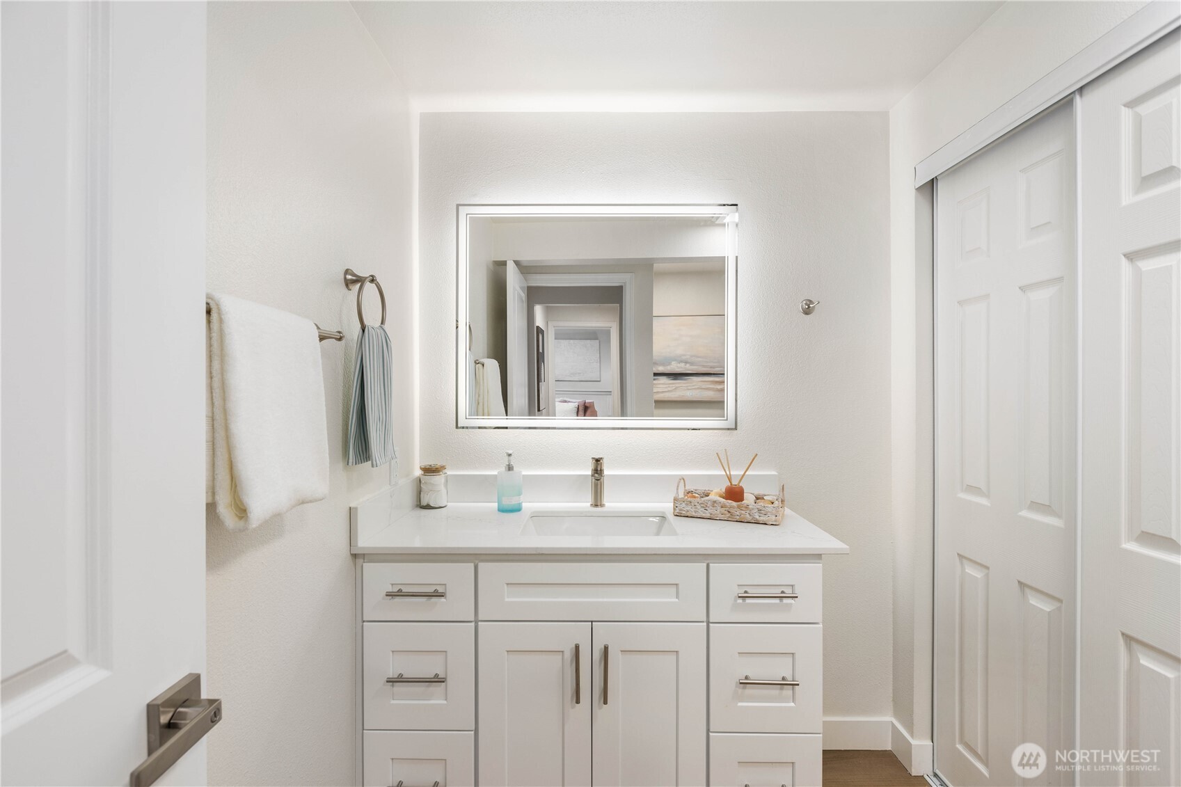 15212 Cascadian Way , Lynnwood, WA 98087