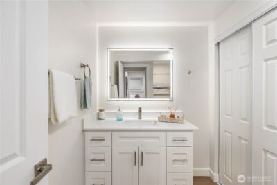 15212 Cascadian Way , Lynnwood, WA 98087 - Photo 25