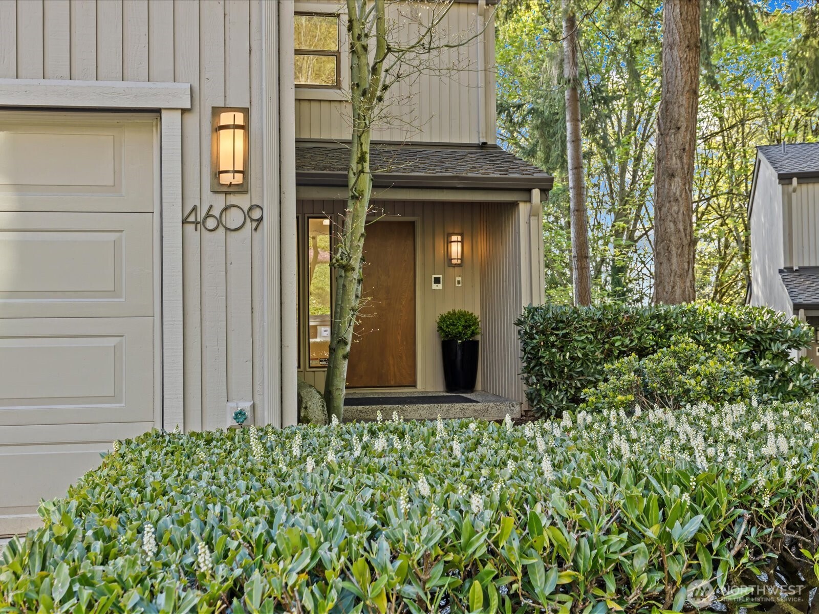 4609 102nd Lane NE, Kirkland, WA 98033