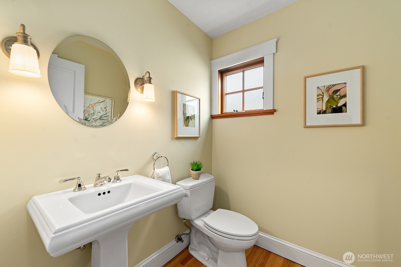 4060 39th Avenue SW, Seattle, WA 98116