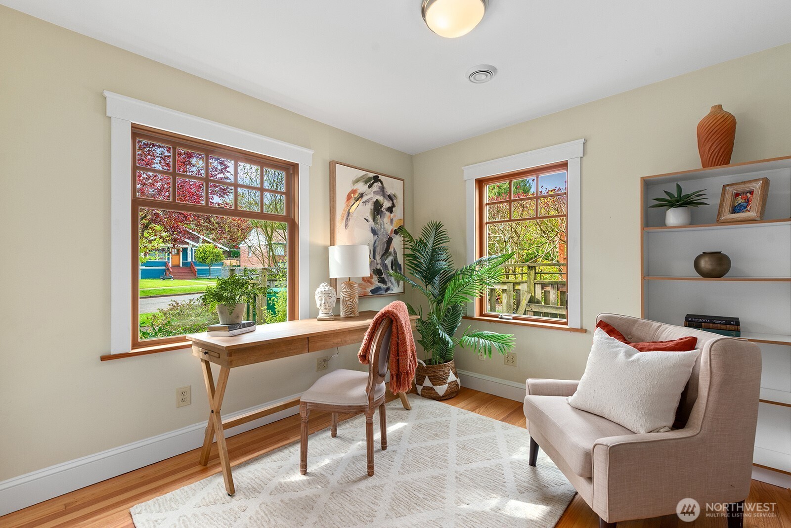 4060 39th Avenue SW, Seattle, WA 98116