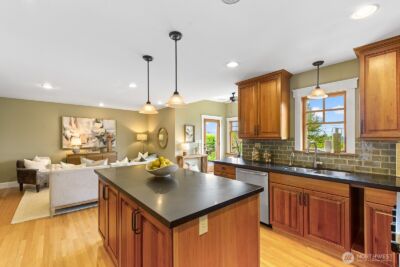 4060 39th Avenue SW, Seattle, WA 98116 - Photo 7