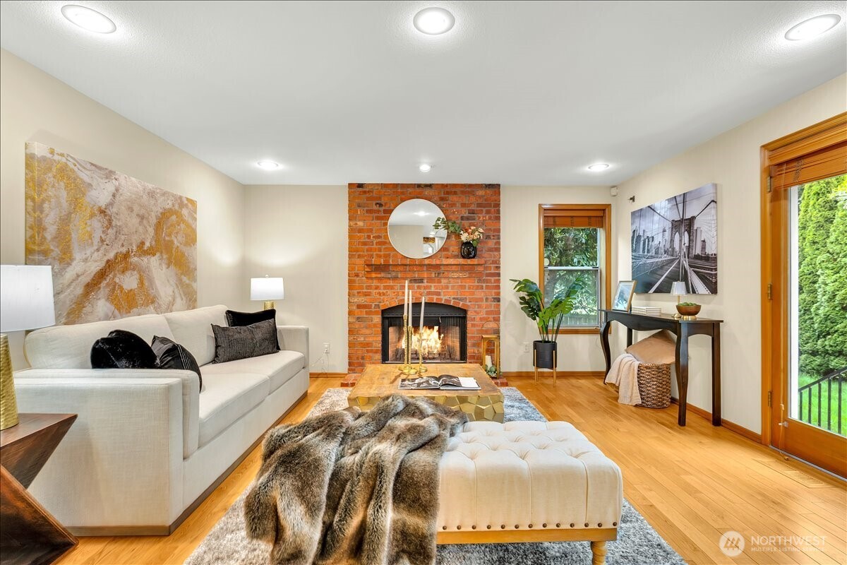 1644 233rd Place NE, Sammamish, WA 98074