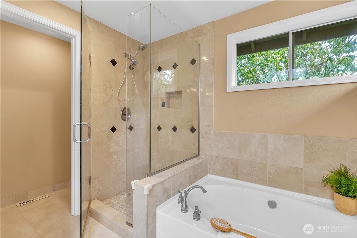 1644 233rd Place NE, Sammamish, WA 98074