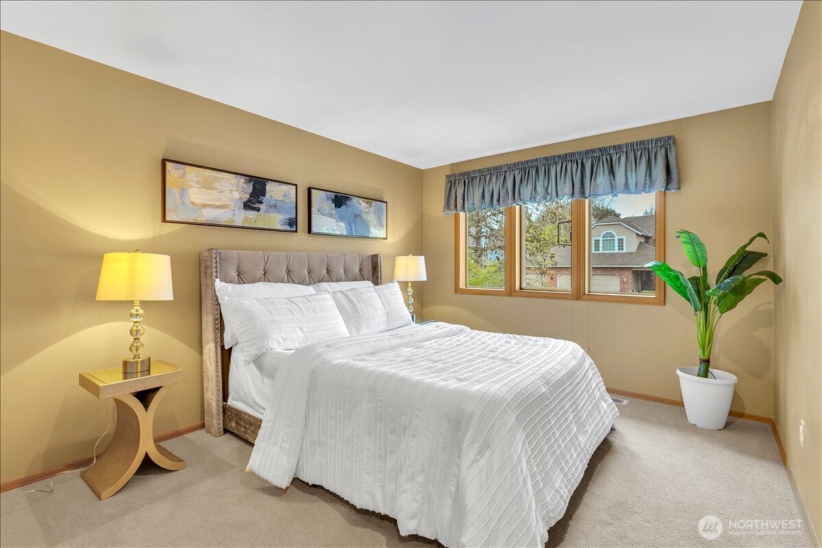 1644 233rd Place NE, Sammamish, WA 98074