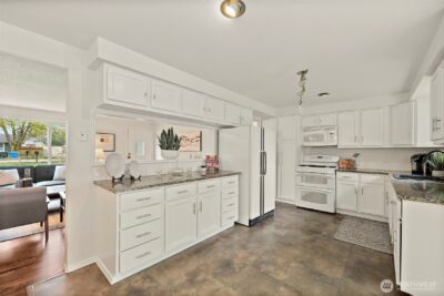 211 170th Street E, Spanaway, WA 98387 - Photo 16