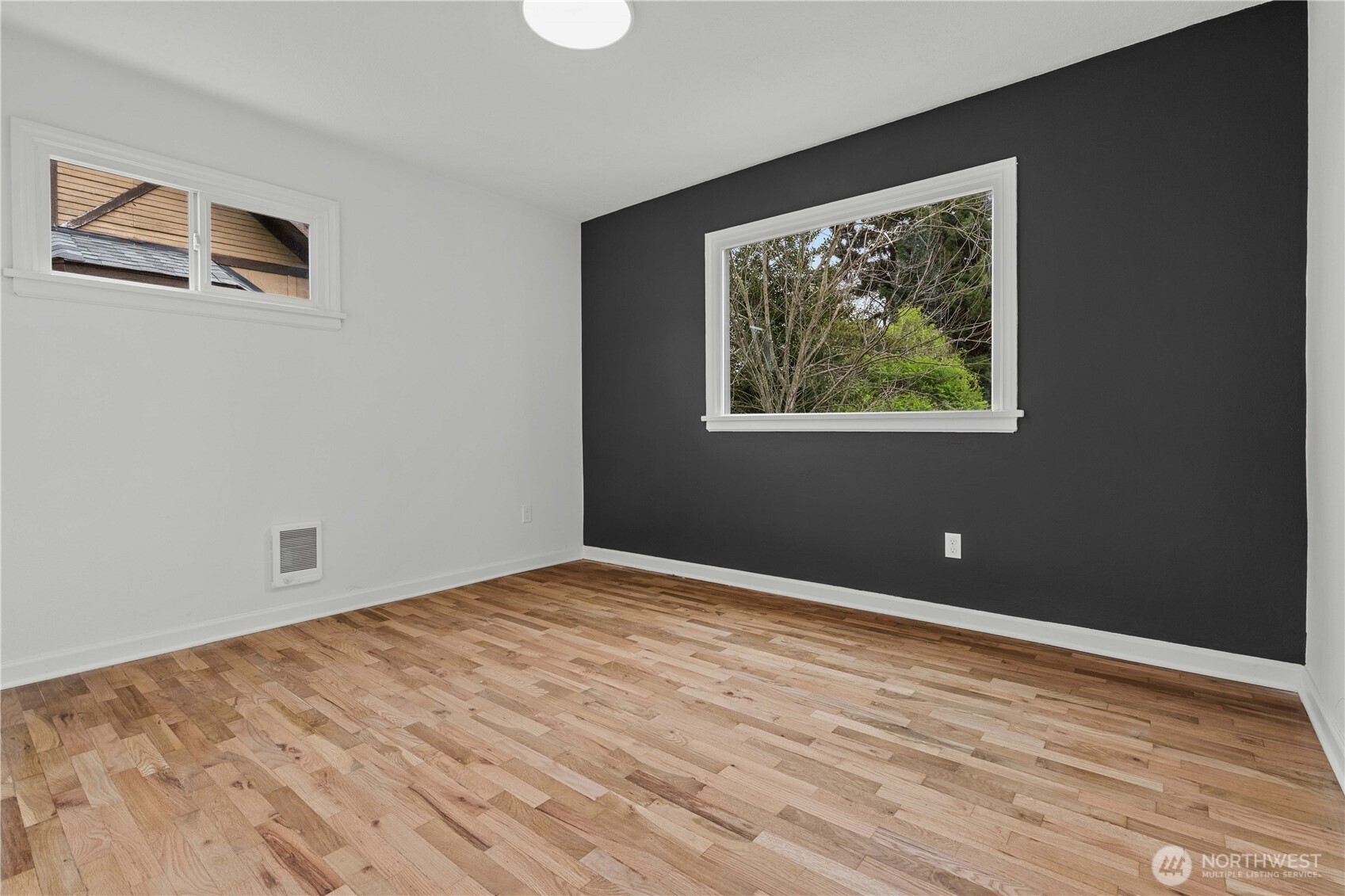 3610 S Ainsworth Avenue , Tacoma, WA 98418