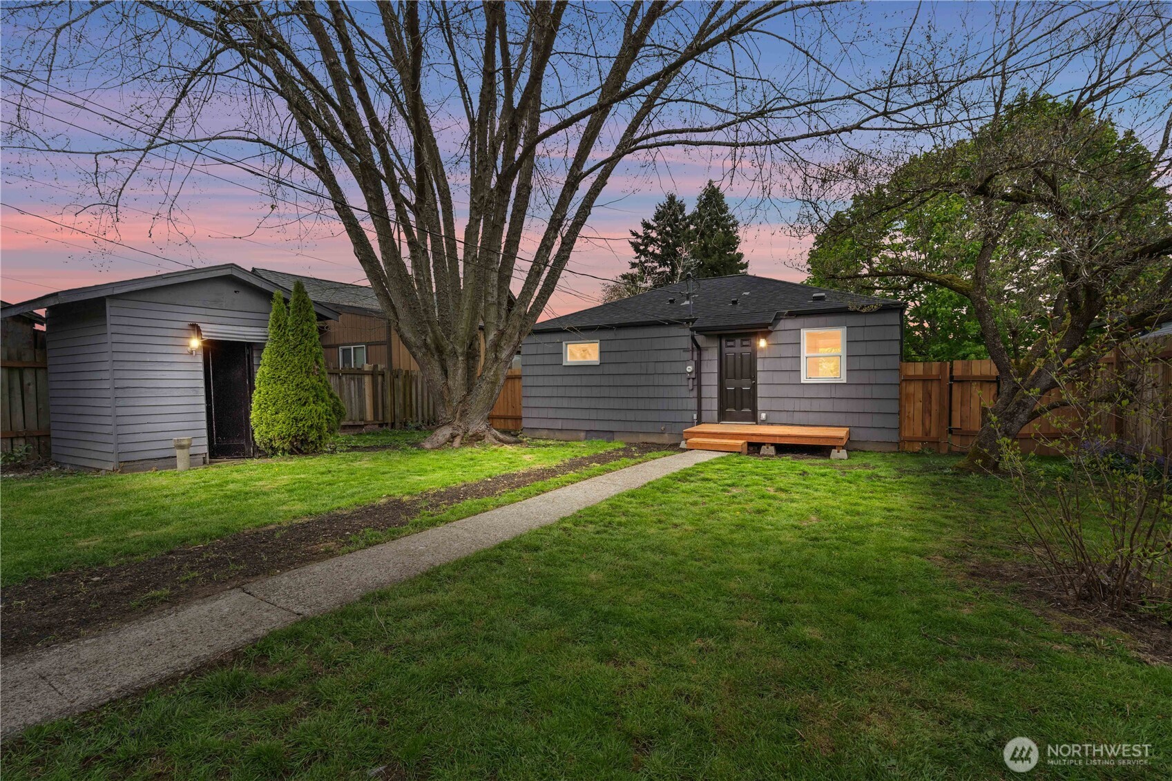 3610 S Ainsworth Avenue , Tacoma, WA 98418