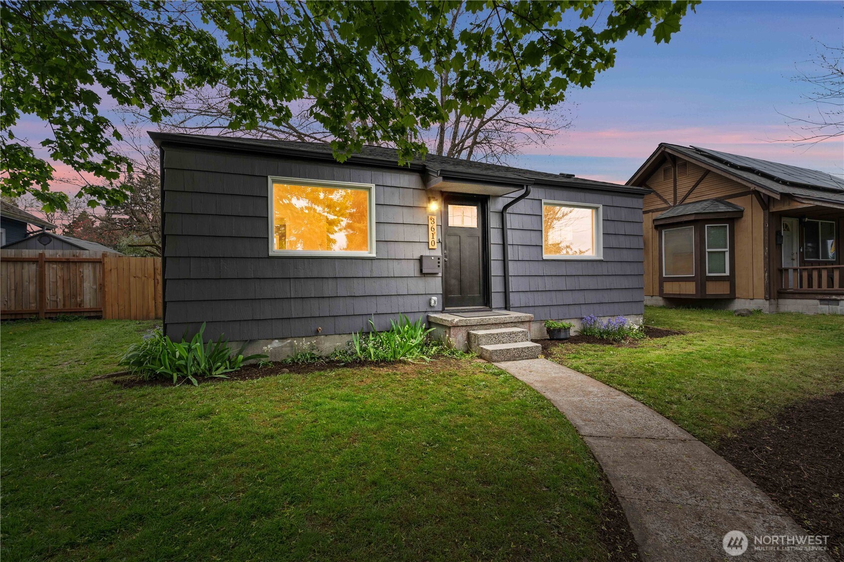 3610 S Ainsworth Avenue , Tacoma, WA 98418