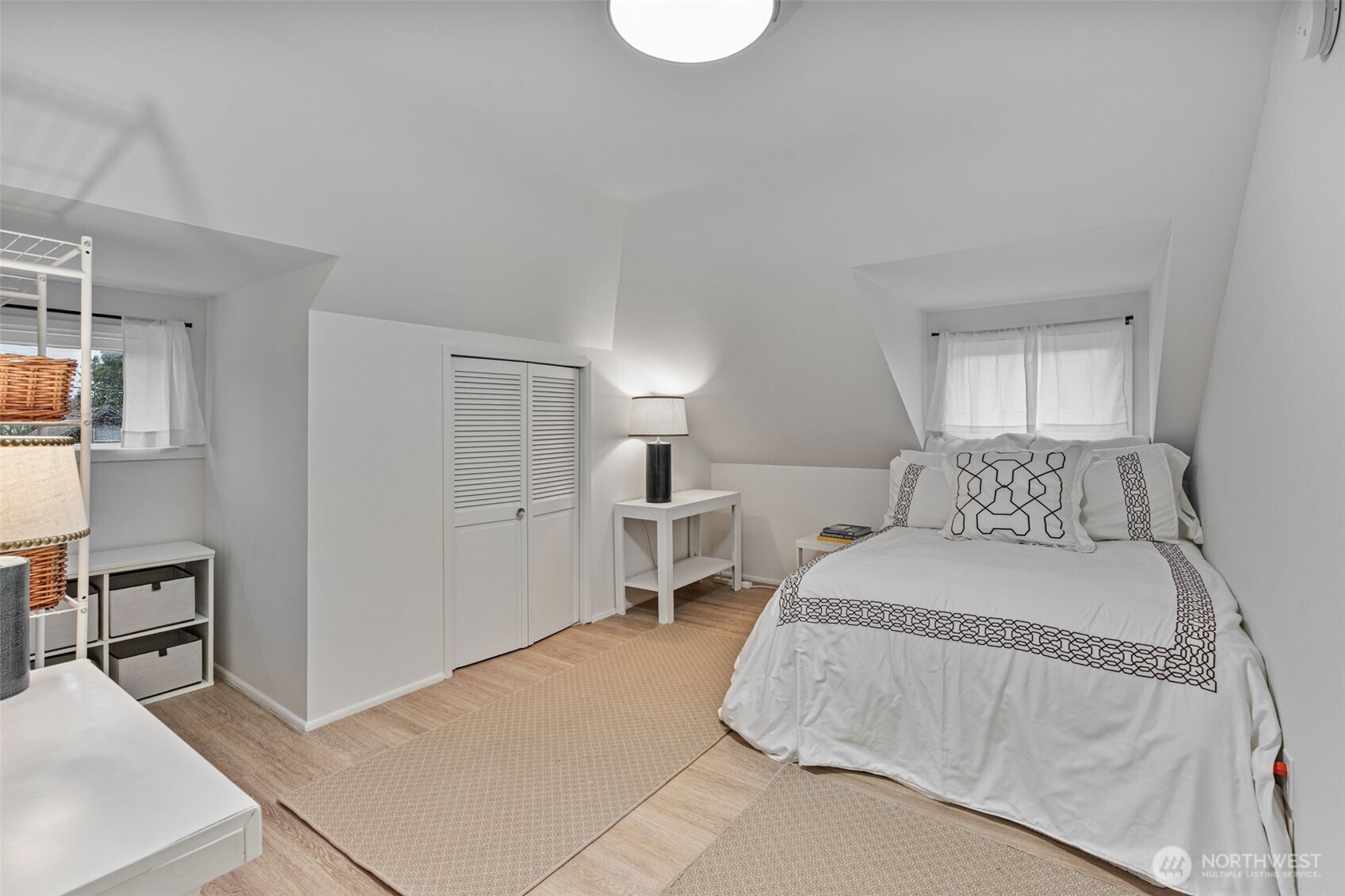 4605 N Cheyenne Street , Tacoma, WA 98407