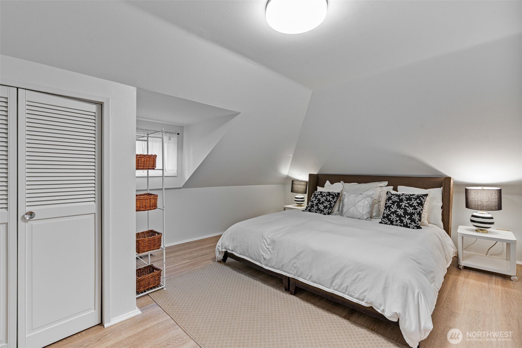 4605 N Cheyenne Street , Tacoma, WA 98407