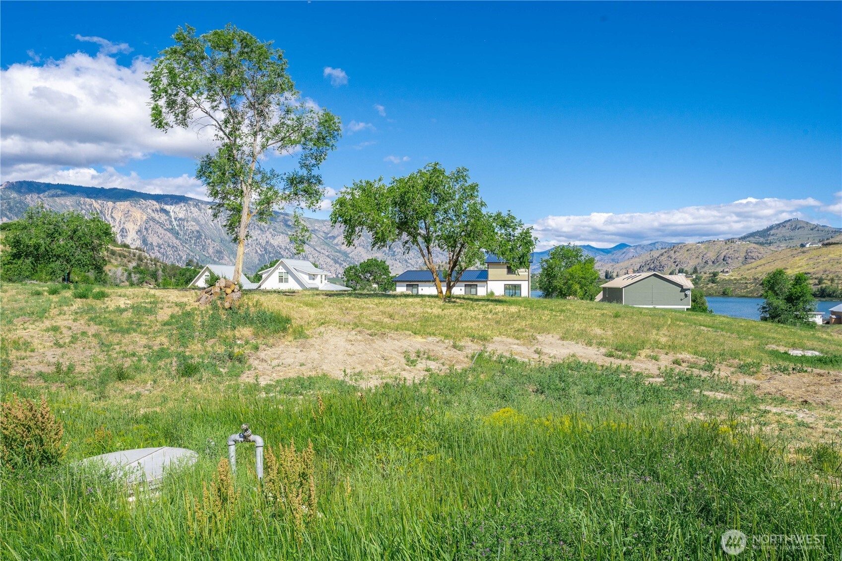 220 Roses Lake Drive , Manson, WA 98831