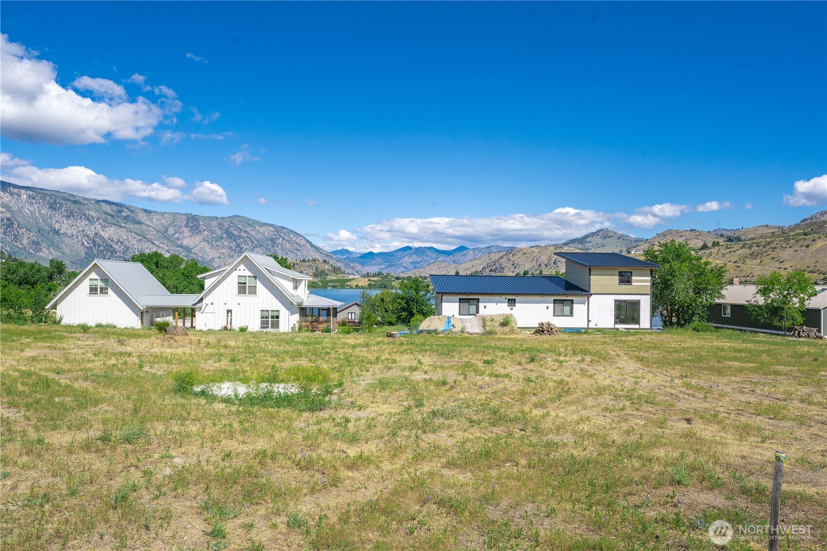 220 Roses Lake Drive , Manson, WA 98831