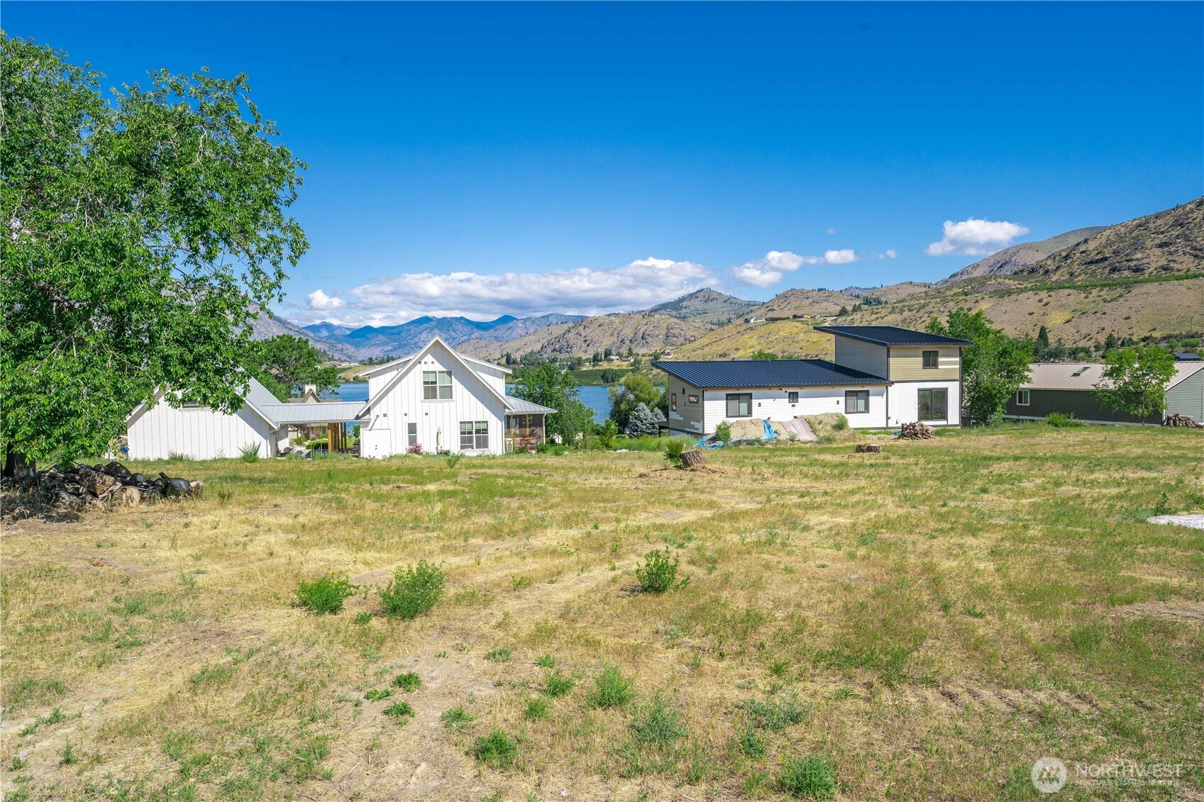 220 Roses Lake Drive , Manson, WA 98831