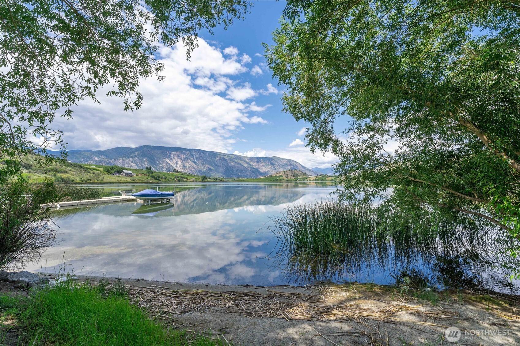 220 Roses Lake Drive , Manson, WA 98831