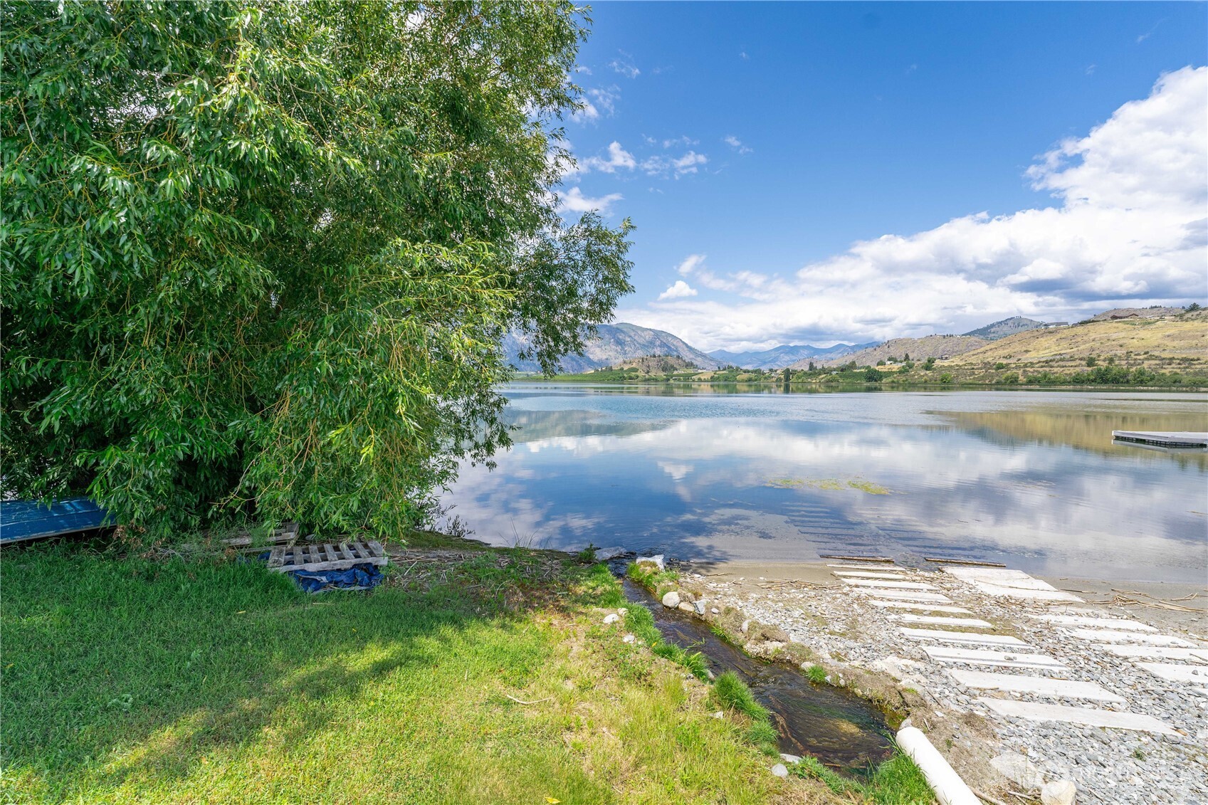 220 Roses Lake Drive , Manson, WA 98831