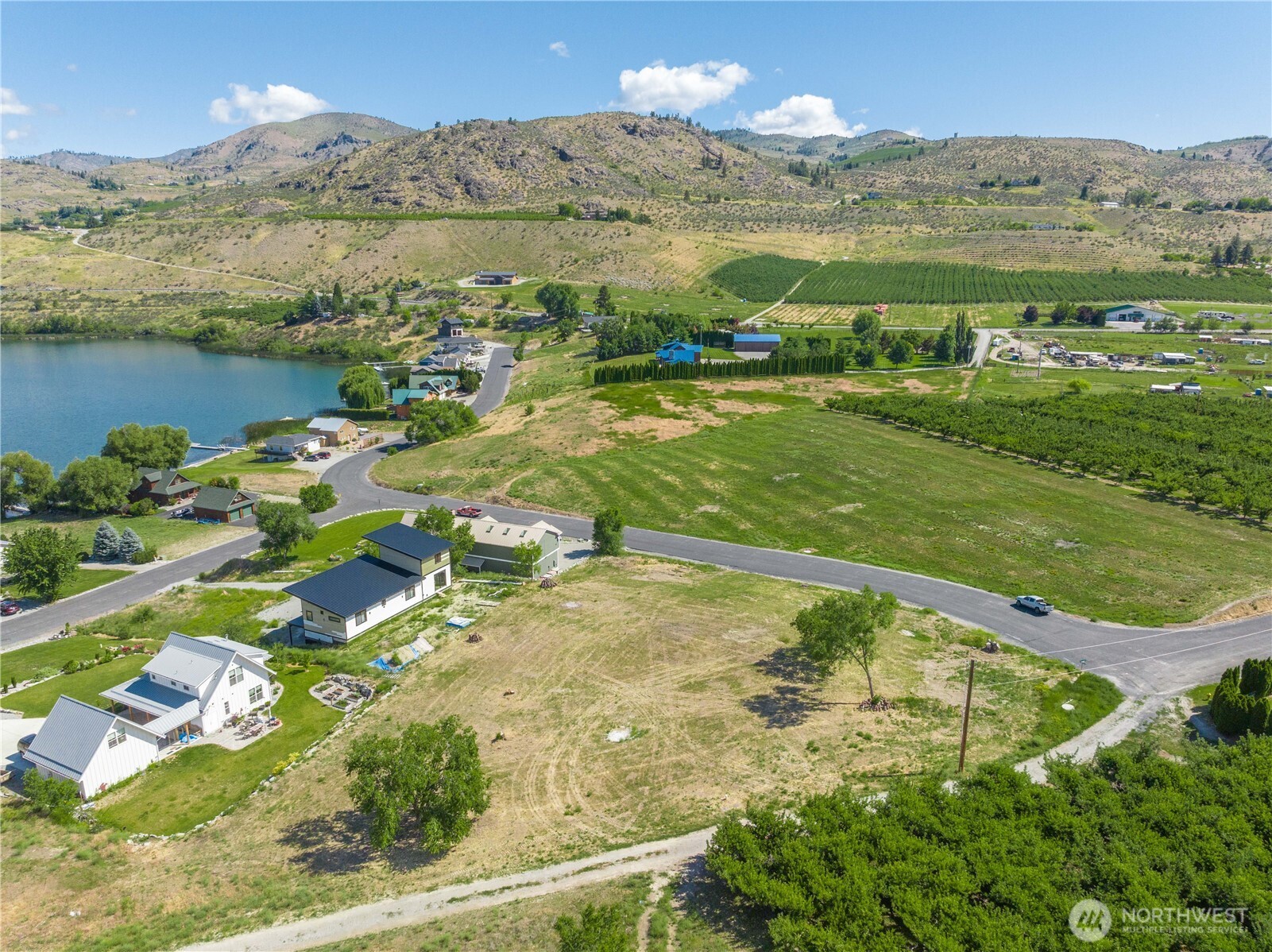 220 Roses Lake Drive , Manson, WA 98831