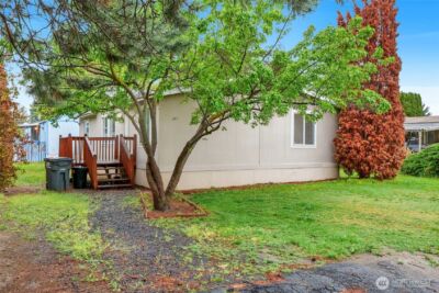 4815 NE Airway Drive #121, Moses Lake, WA 98837-9883 - Photo 1