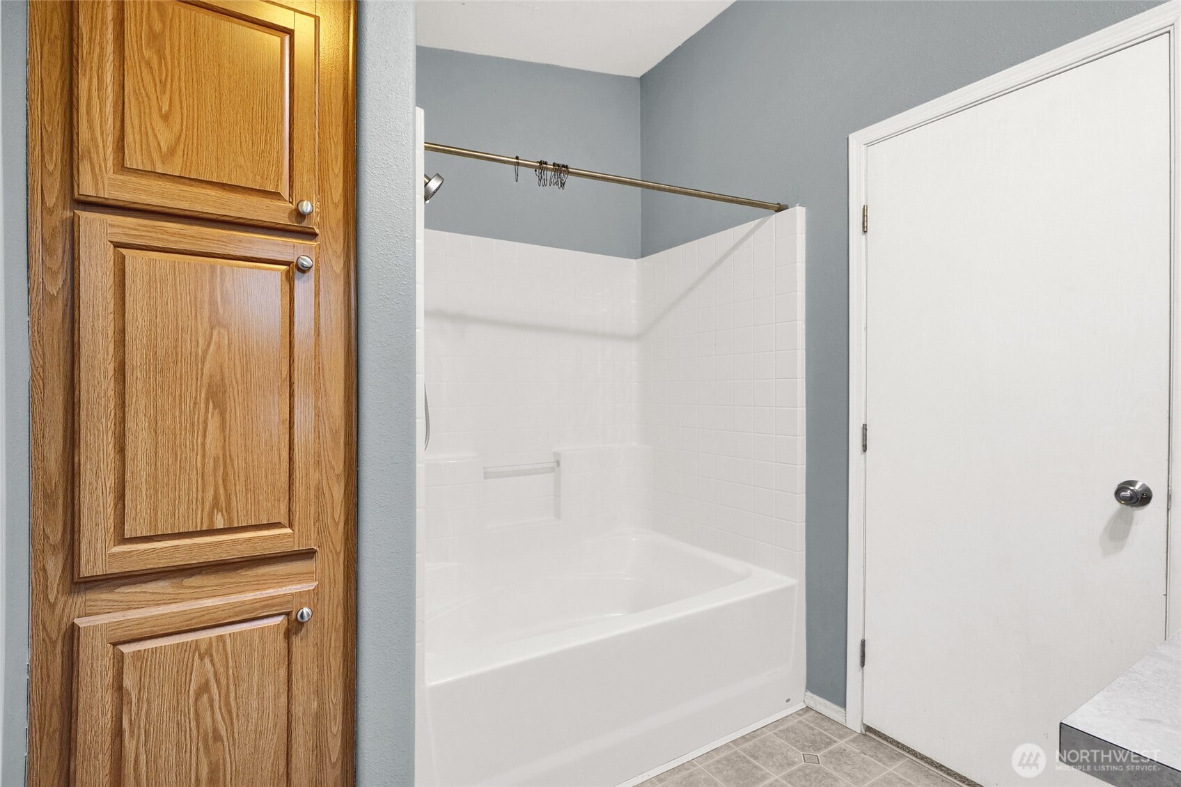 4815 NE Airway Drive #121, Moses Lake, WA 98837-9883