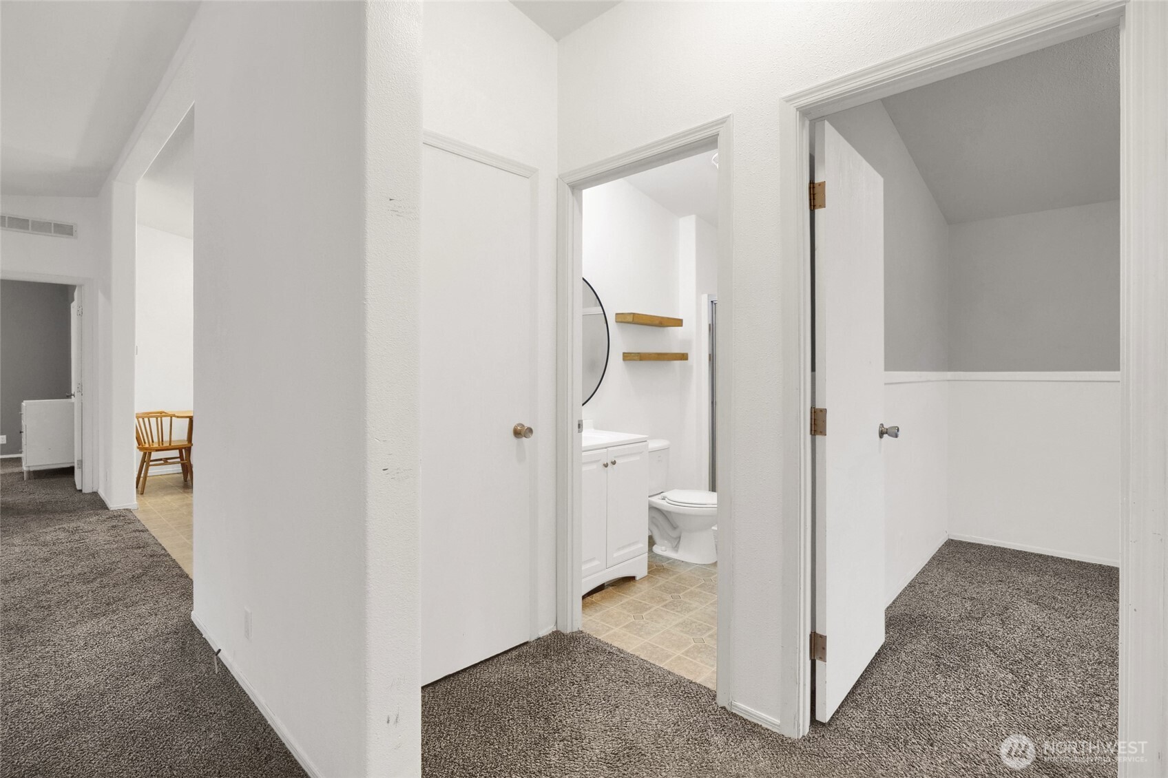 4815 NE Airway Drive #121, Moses Lake, WA 98837-9883