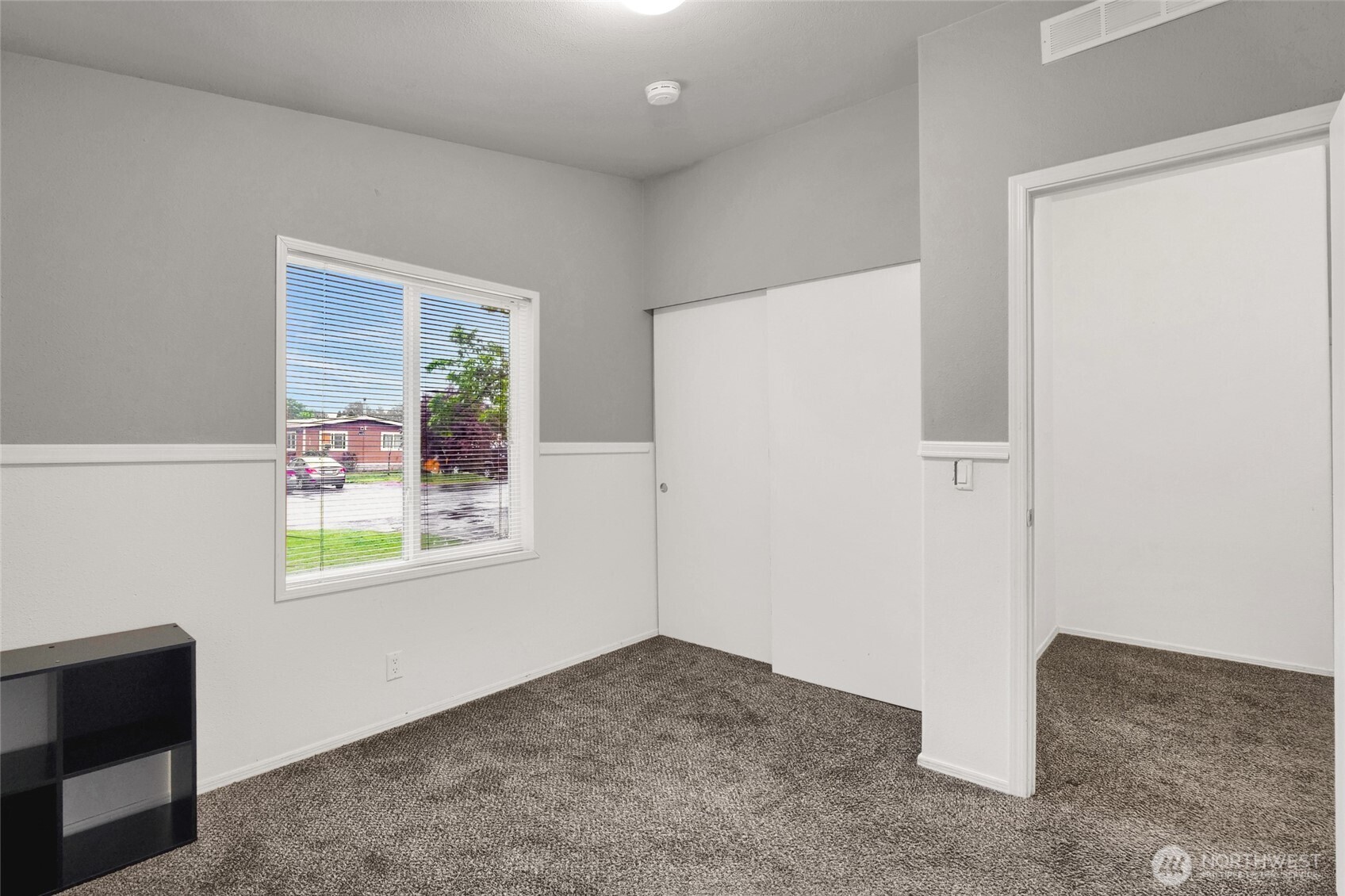 4815 NE Airway Drive #121, Moses Lake, WA 98837-9883