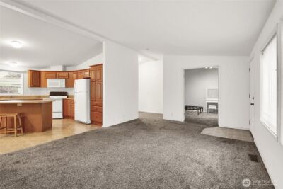 4815 NE Airway Drive #121, Moses Lake, WA 98837-9883 - Photo 4