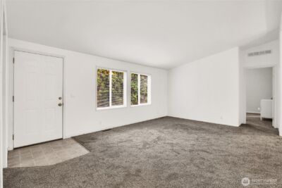 4815 NE Airway Drive #121, Moses Lake, WA 98837-9883 - Photo 5