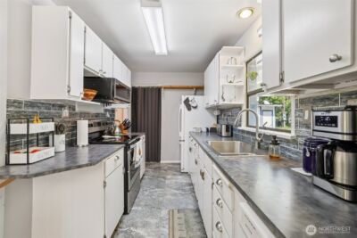 17209 W Riverside Drive , Bothell, WA 98011 - Photo 11