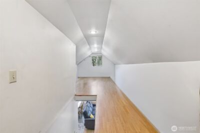 17209 W Riverside Drive , Bothell, WA 98011 - Photo 19