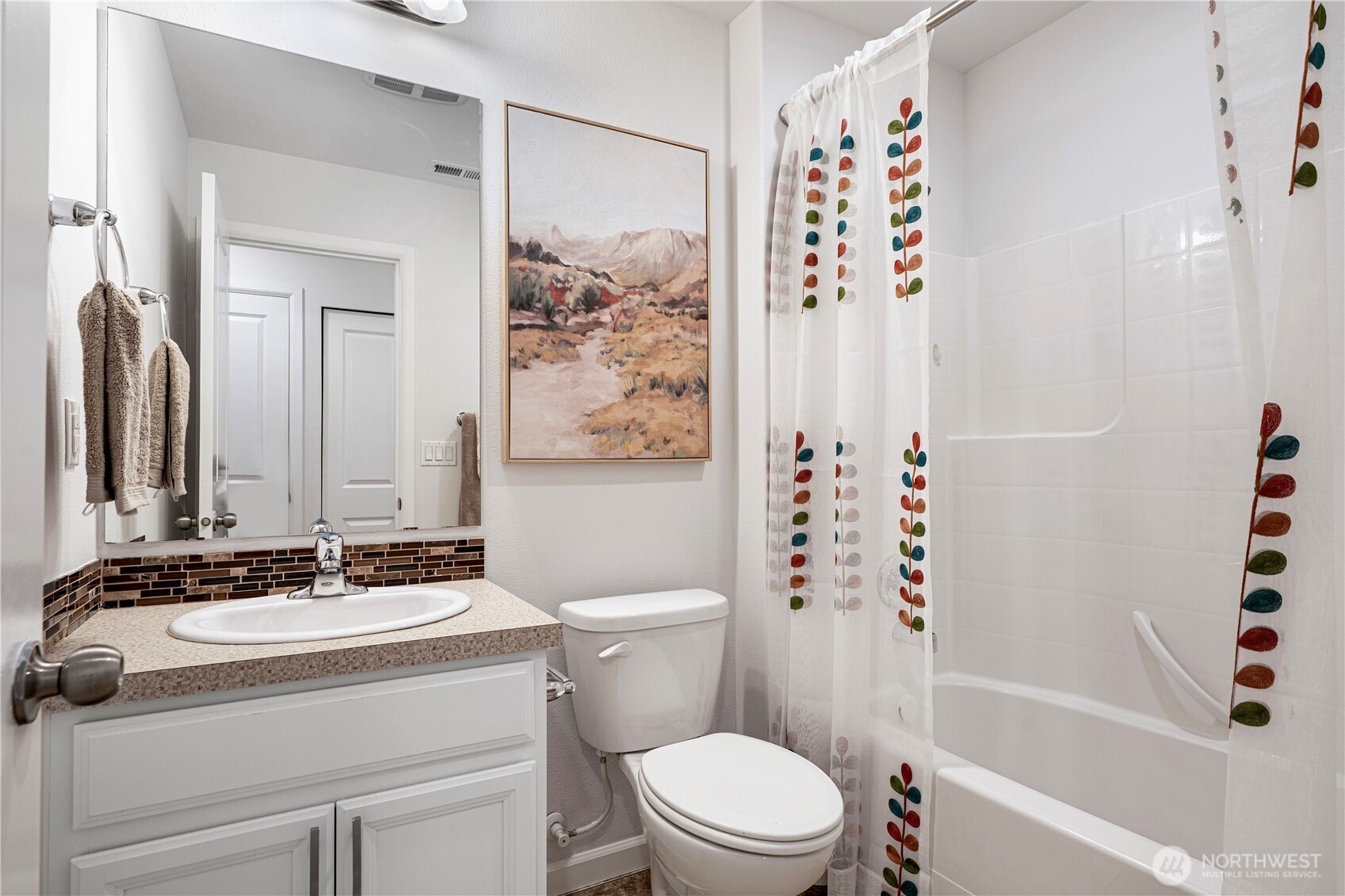 19717 27th Place W #B, Lynnwood, WA 98036-7885