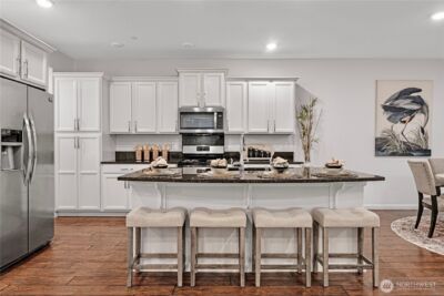 19717 27th Place W #B, Lynnwood, WA 98036-7885 - Photo 8