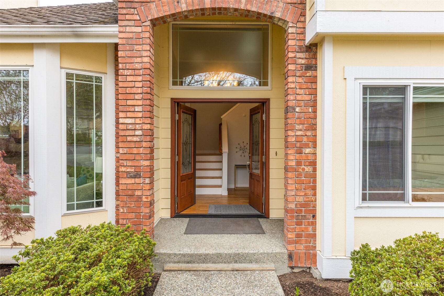 15409 101st Place NE, Bothell, WA 98011