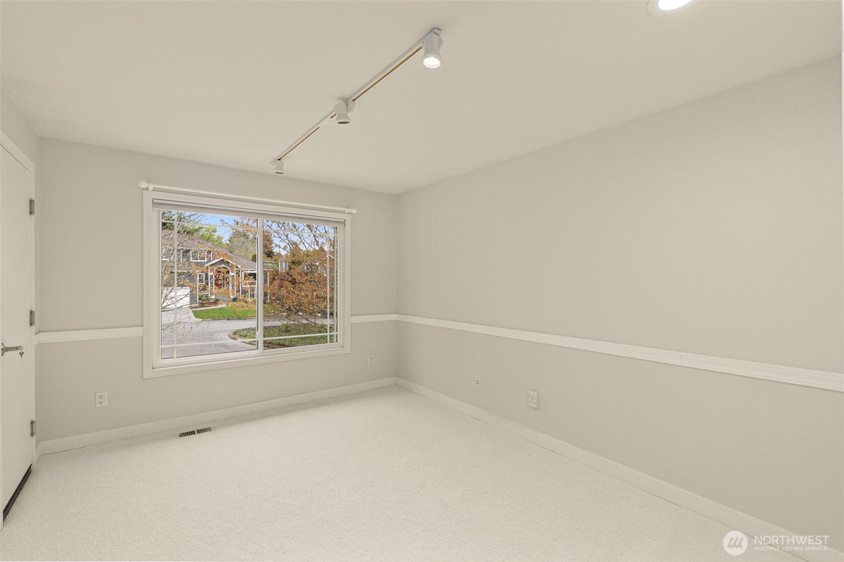 15409 101st Place NE, Bothell, WA 98011