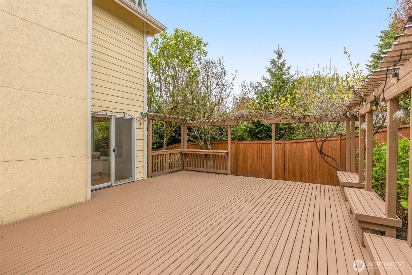 15409 101st Place NE, Bothell, WA 98011