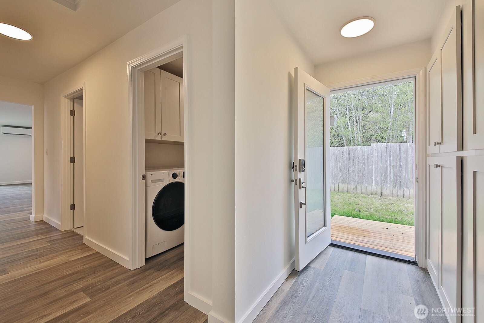 3760 Periwinkle Road , Clinton, WA 98236