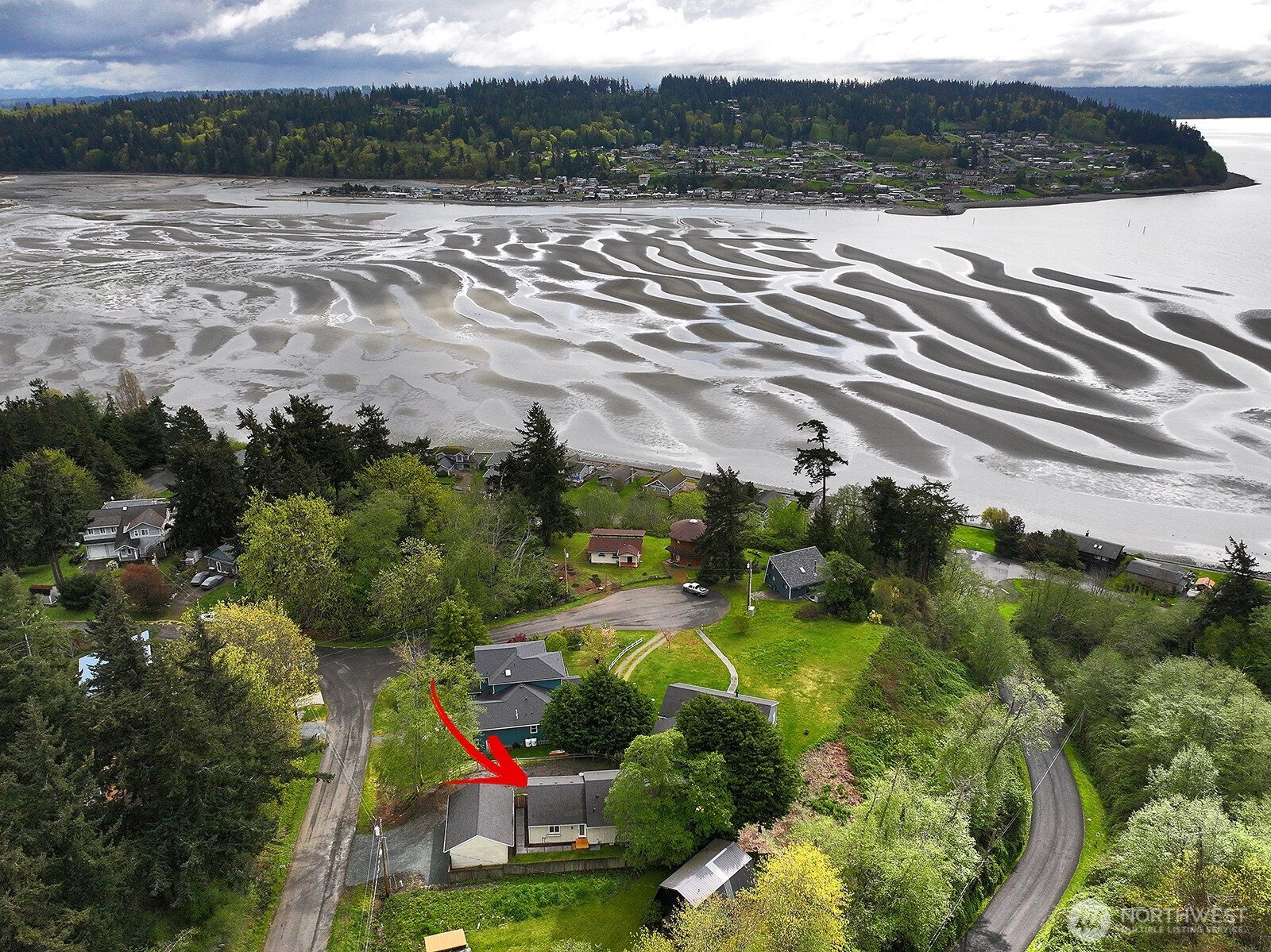 3760 Periwinkle Road , Clinton, WA 98236