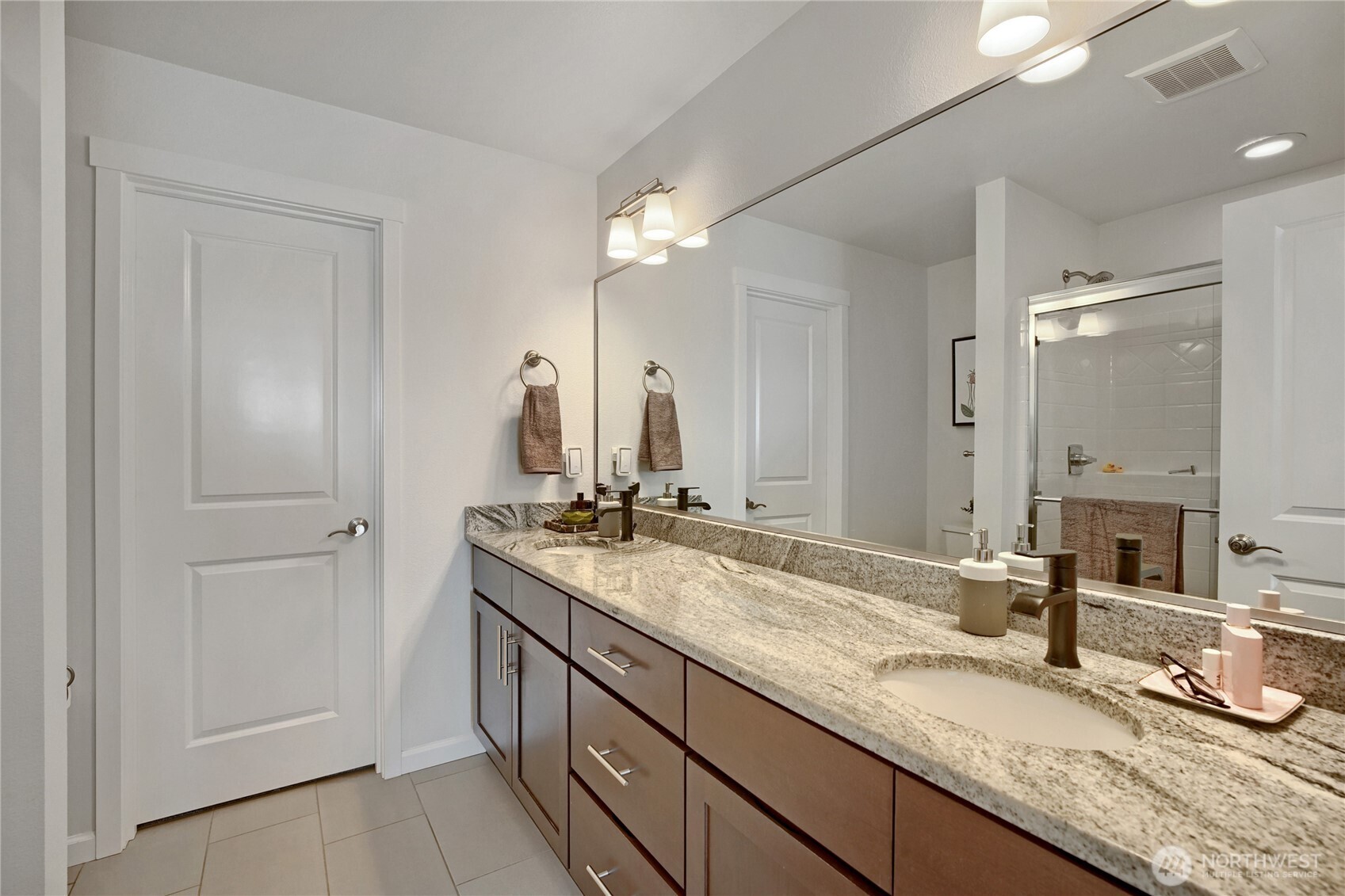 22328 88th Way S #G104, Kent, WA 98031