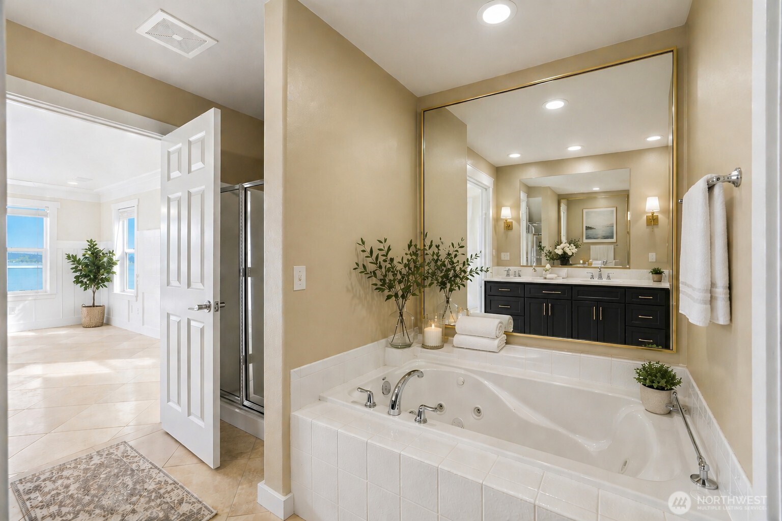 838 Gladstone Drive , Camano Island, WA 98282