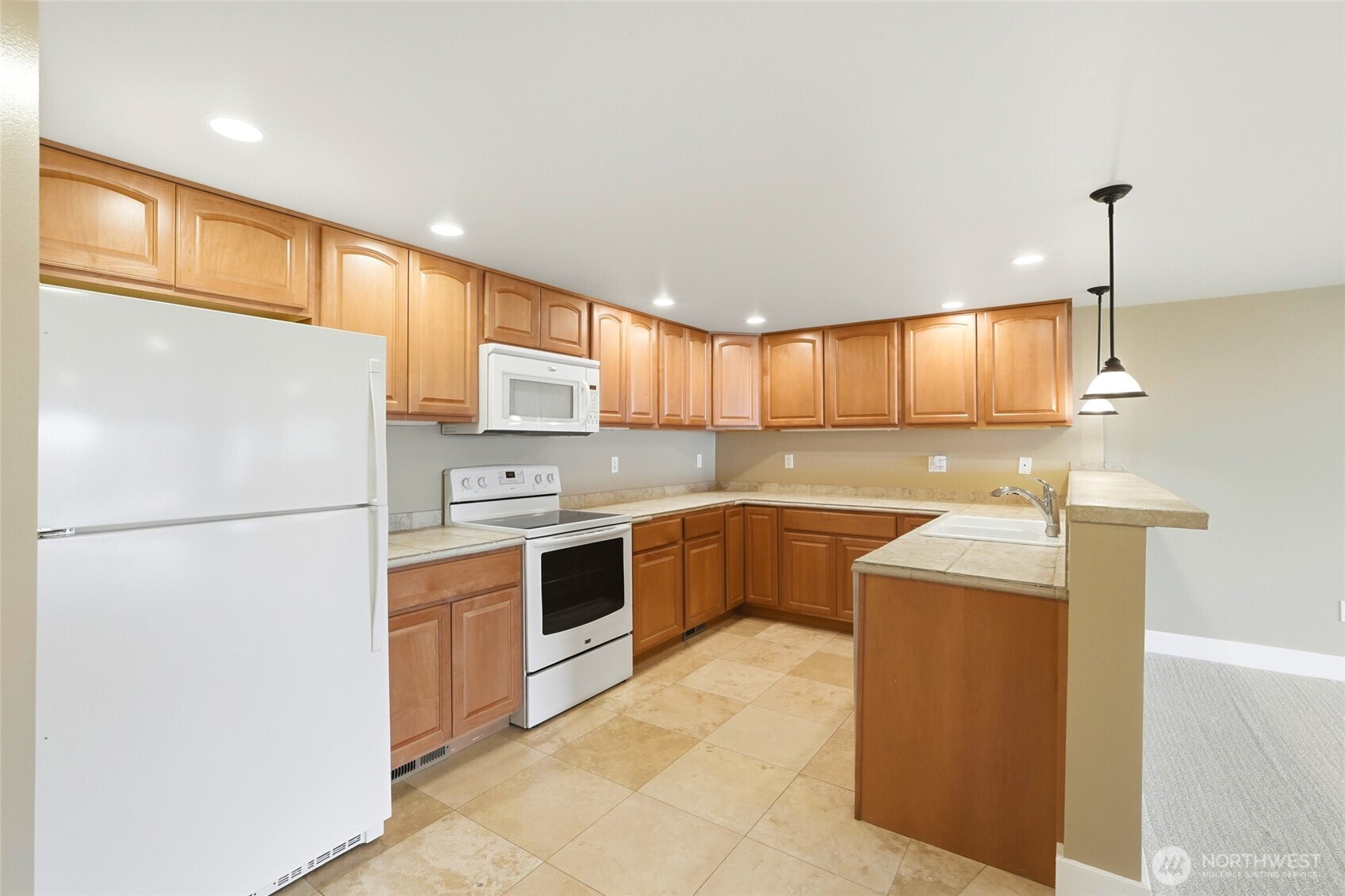 838 Gladstone Drive , Camano Island, WA 98282