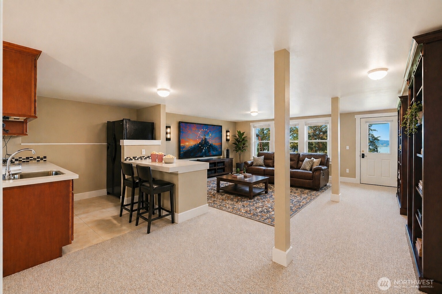 838 Gladstone Drive , Camano Island, WA 98282