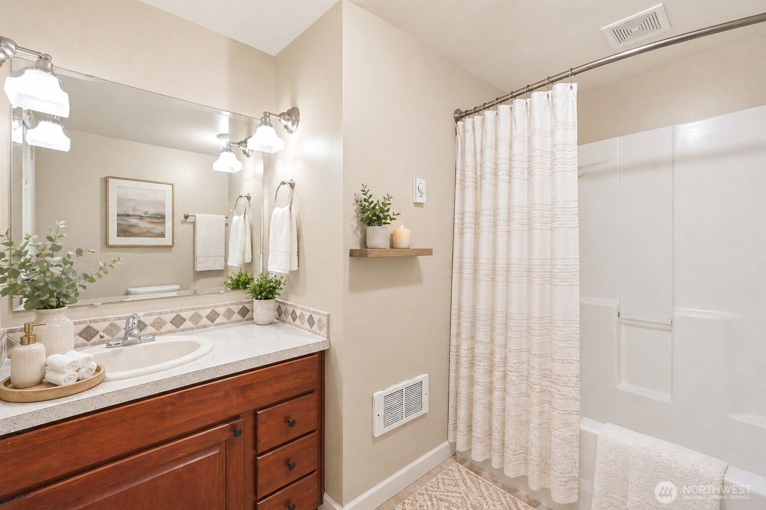 838 Gladstone Drive , Camano Island, WA 98282