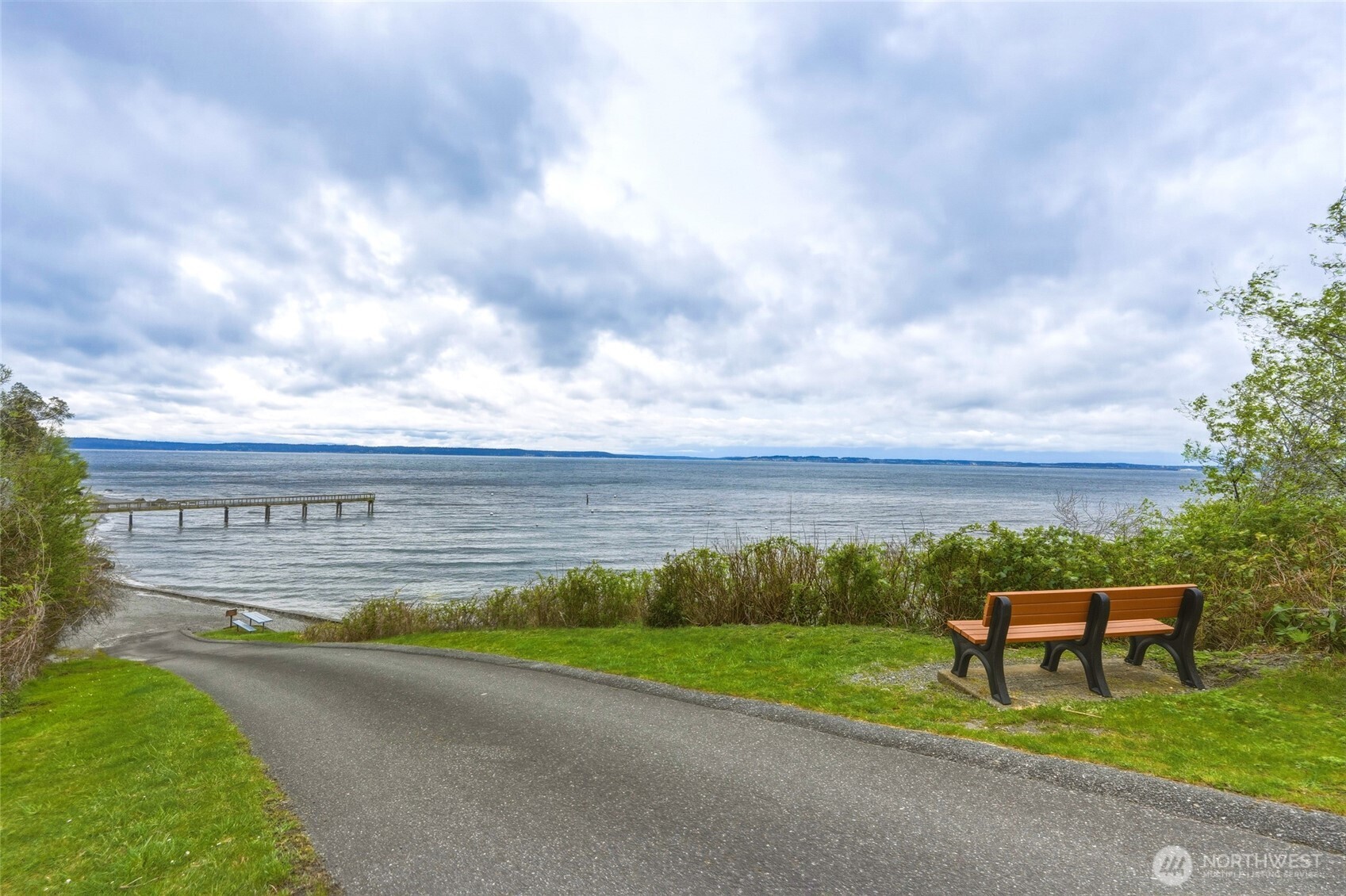 838 Gladstone Drive , Camano Island, WA 98282