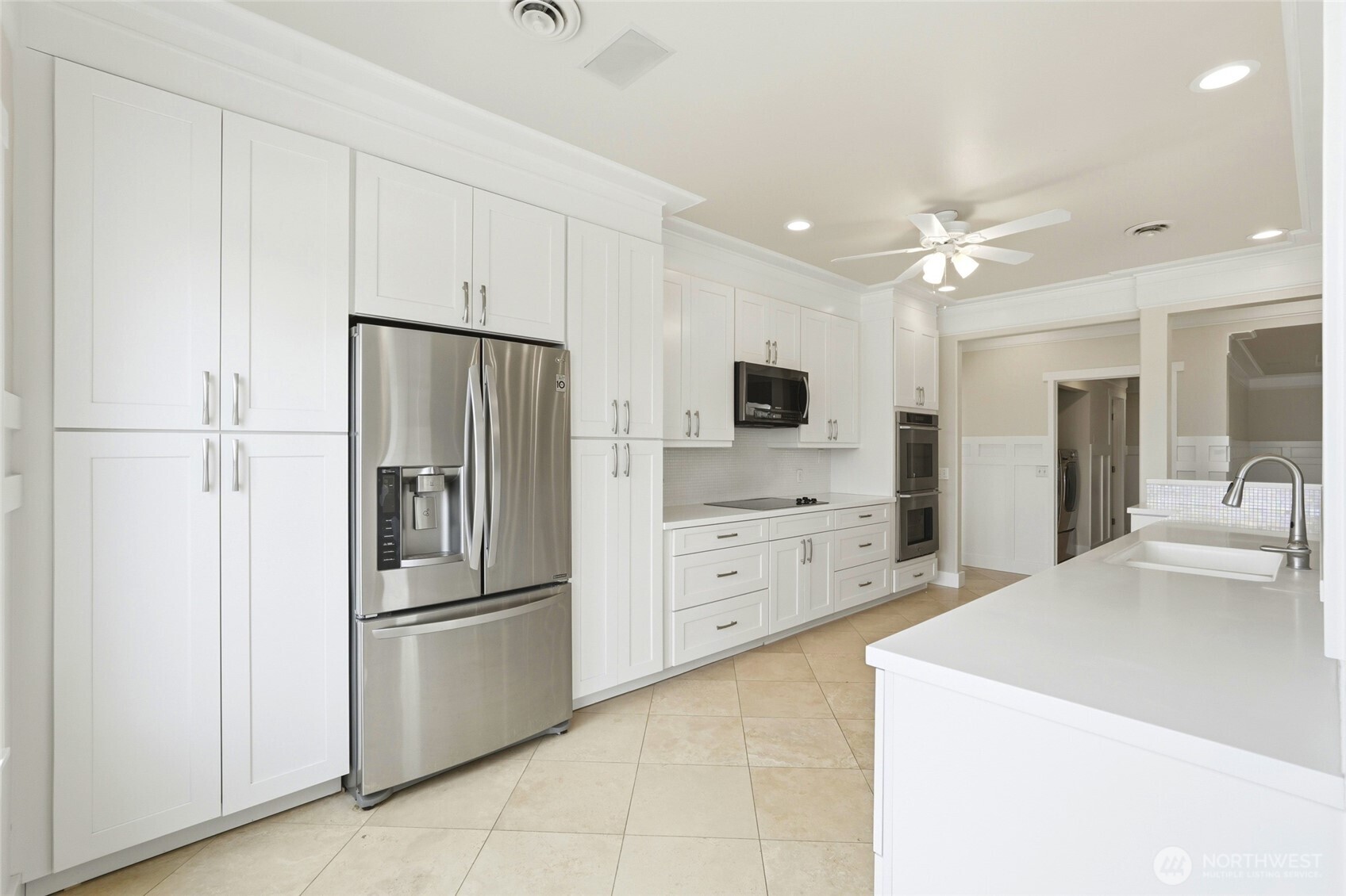 838 Gladstone Drive , Camano Island, WA 98282