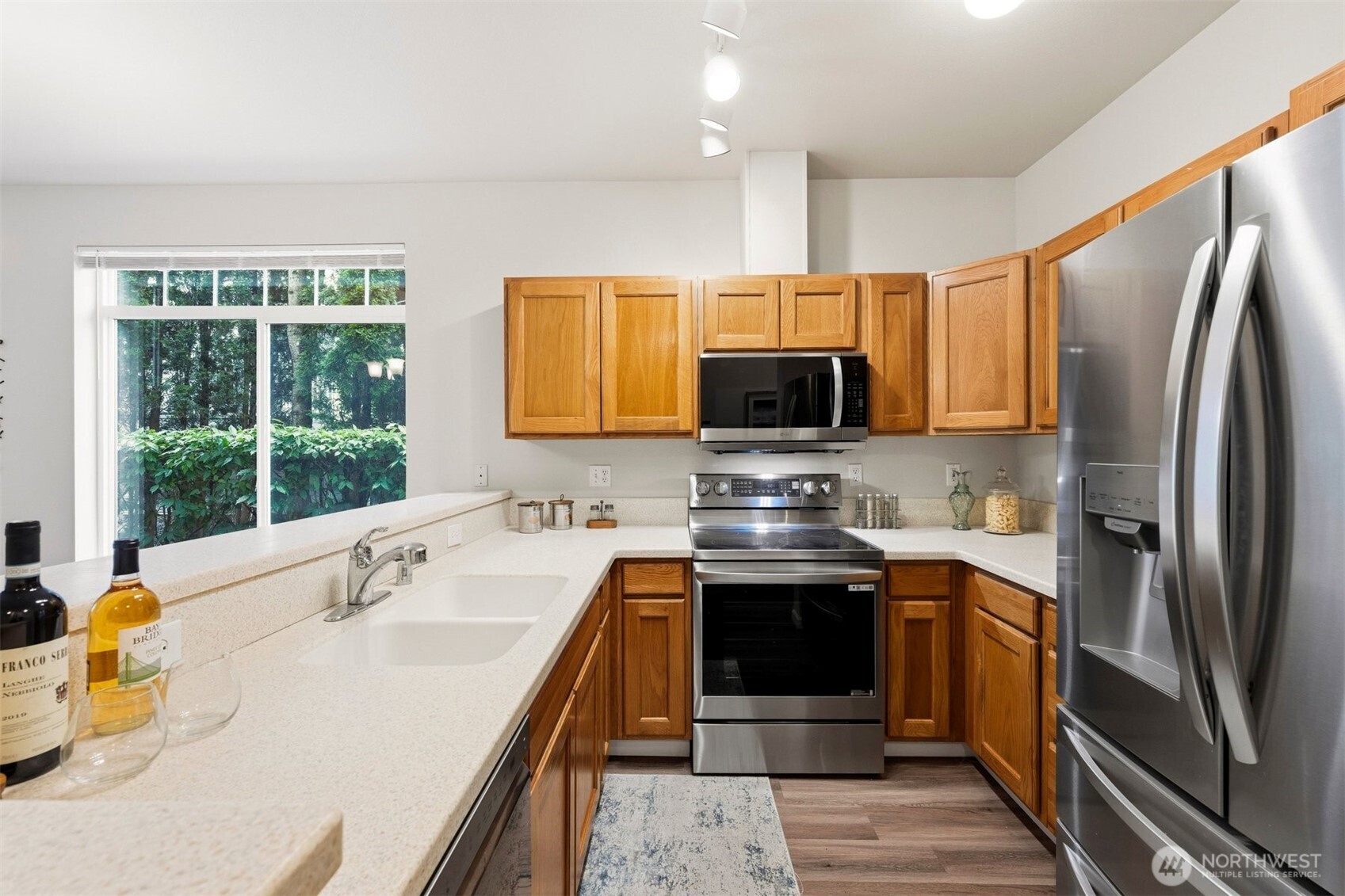 5400 Harbour Pointe Blvd #K108, Mukilteo, WA 98275