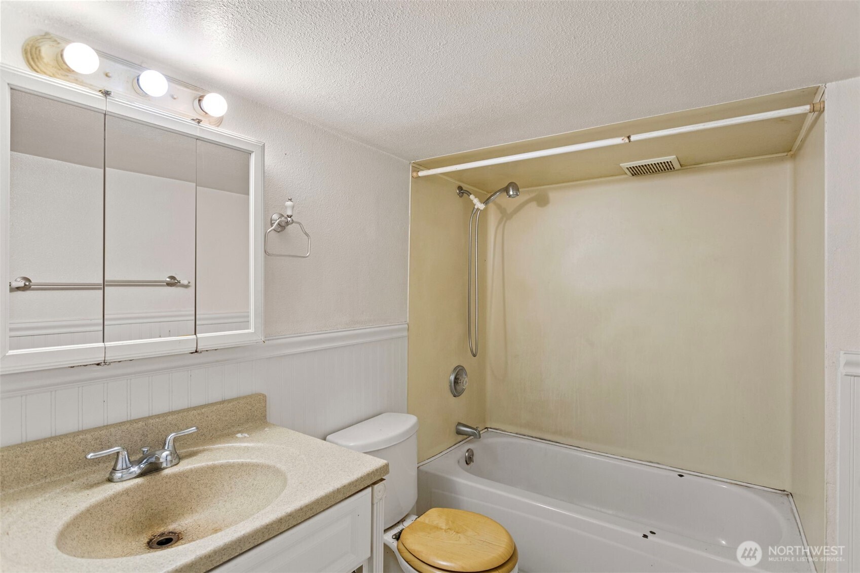 5802 Pacific Ave , Tacoma, WA 98408