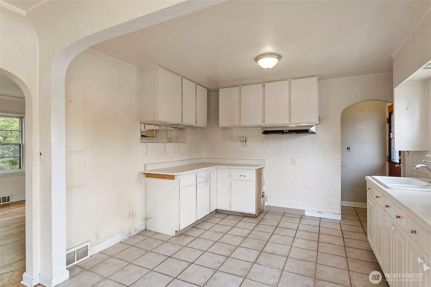 5802 Pacific Ave , Tacoma, WA 98408