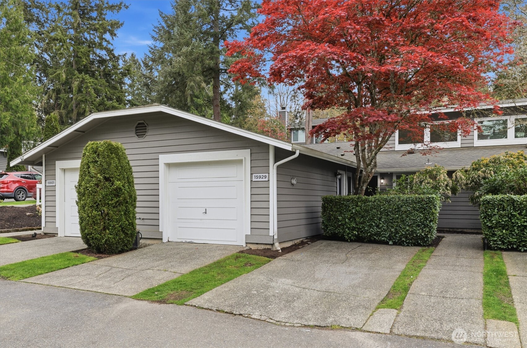 15929 NE 41st Street #8B, Redmond, WA 98052