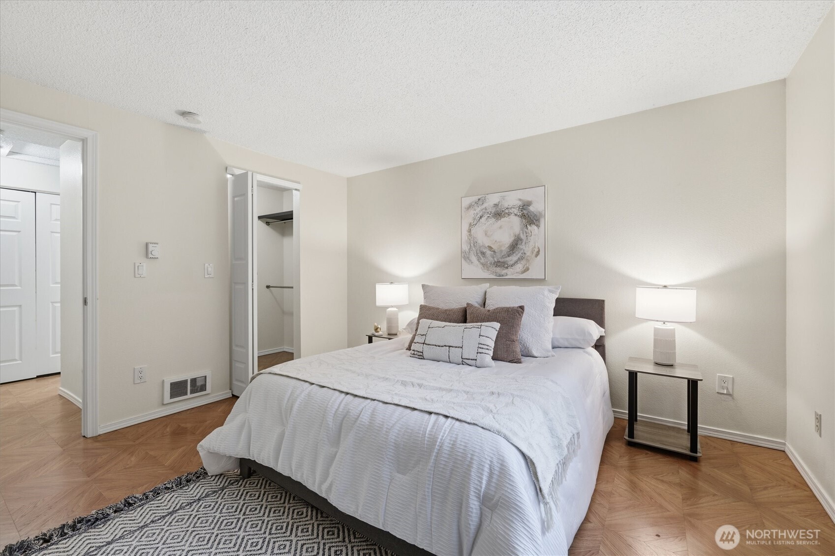 15929 NE 41st Street #8B, Redmond, WA 98052